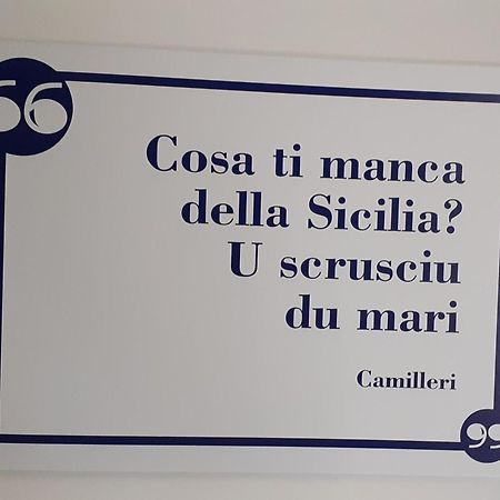 Casa Vacanze La Casetta Di Zinu' 恩佩多克莱港 外观 照片